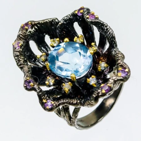 Серебряное кольцо с Топазом и Аметистами 16.75р