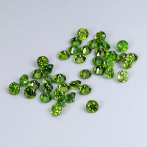 Натуральний Хромдіопсид коло 2.7мм 0.10ct
