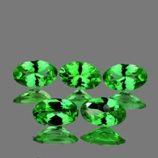 Природный Цаворит овал 5х3мм 0.24ct