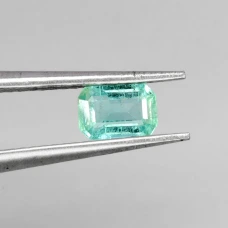 Натуральний Смарагд октагон 6х4мм 0.80ct