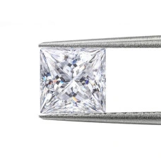 Муассанит белый квадрат 5мм 0.80ct с Сертификатом