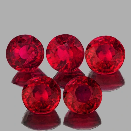 Натуральный Рубин круг 3.8мм 0.32ct Натуральный Рубин круг 3.8мм 0.32ct