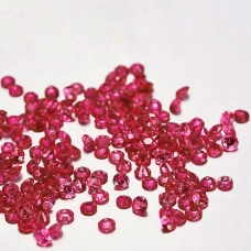 Натуральний червоний Сапфір коло 1мм 0.005ct