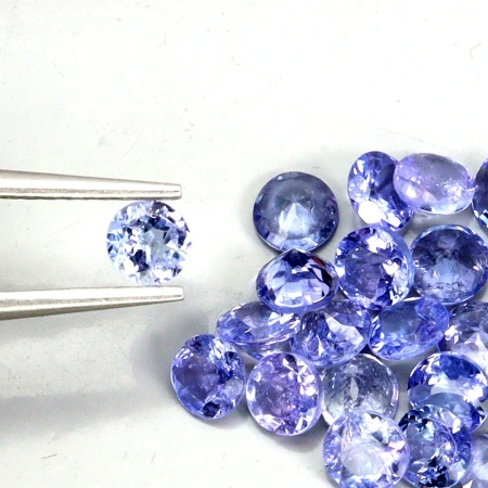 Натуральний Танзаніт коло 3.8мм 0.22ct Натуральний Танзаніт коло 3.8мм 0.22ct