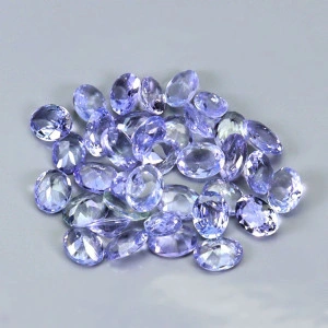 Натуральный Танзанит овал 3.7х2.7 - 4х3мм 0.13ct