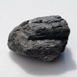 Натуральный черный Турмалин Шерл 43.0х33.1мм 48.35г