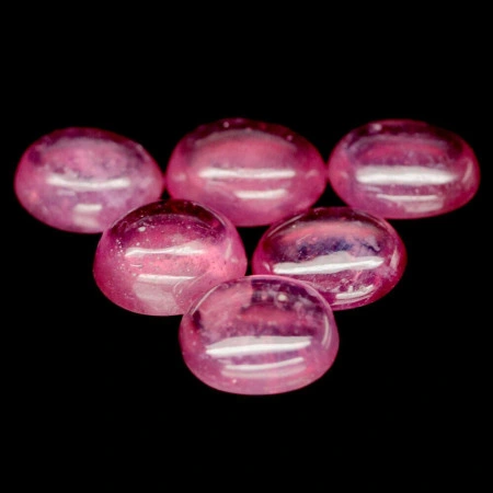 Натуральний Рубин овал 8.1x6.4 - 8.3x6.7мм 2.28ct