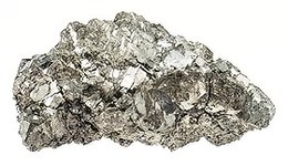 Самородок мінералу марказиту