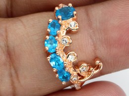 Серебряное кольцо с натуральными голубыми апатитами