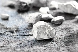 Срібні кільця з натуральним дорогоцінним камінням
